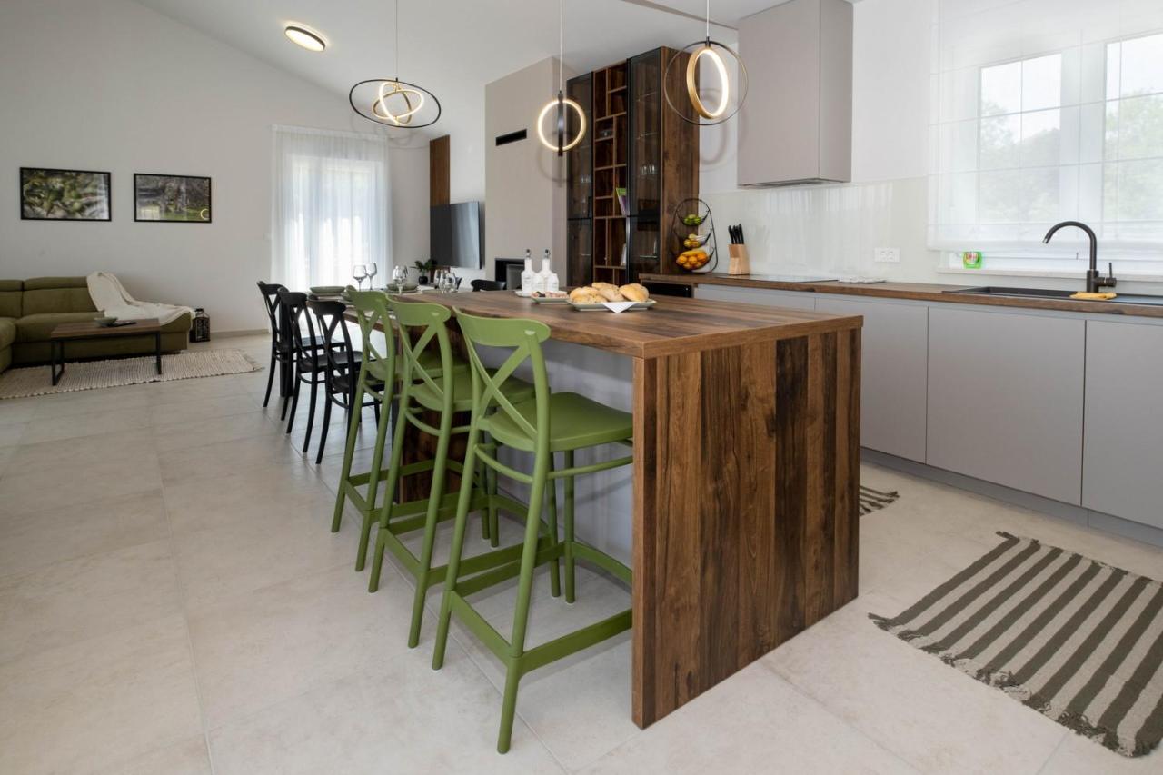 Villa Monika Muraj Екстериор снимка