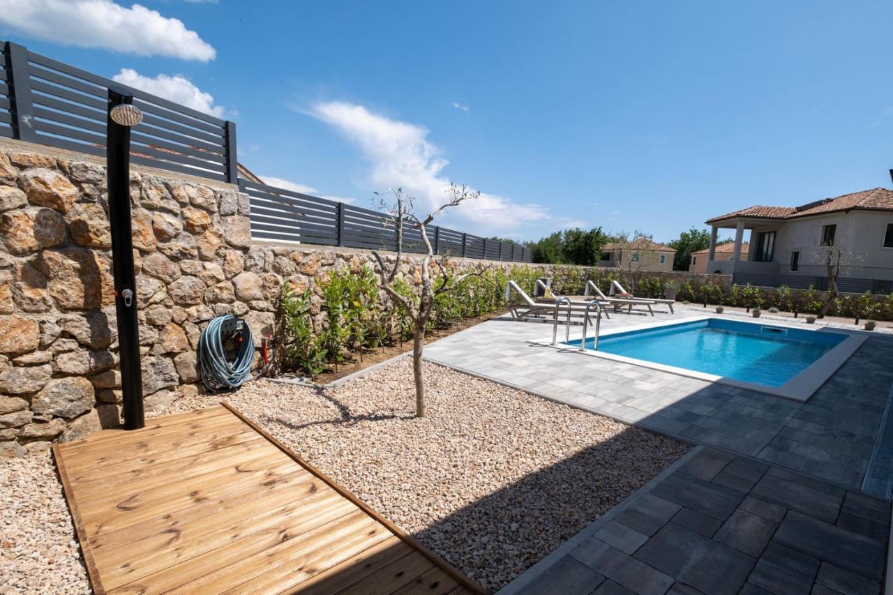 Villa Monika Muraj Екстериор снимка